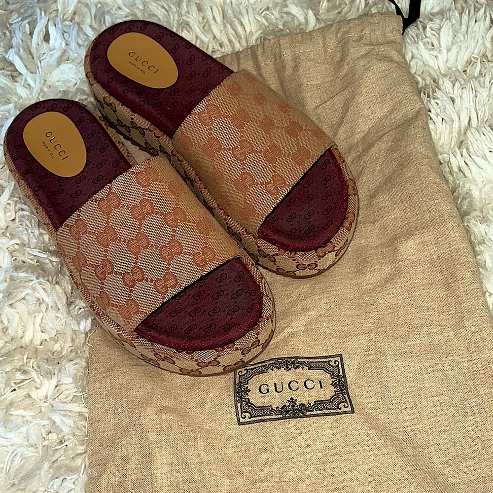 Gucci Women’s Slides